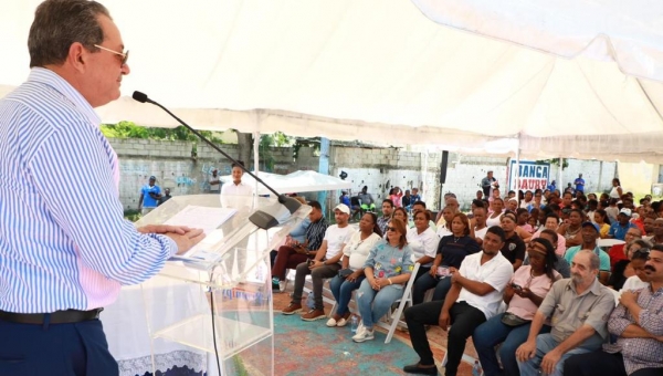 Porfirio Peralta encabeza Jornada Social de Promipyme